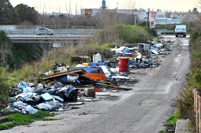 Italy is alleged to have been aware of the mafia's illegal dumping, burying and burning of hazardous waste