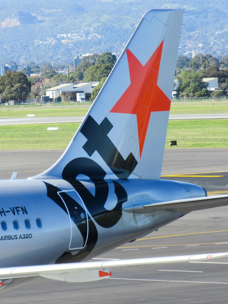 Jetstar will officially suspend flights to Seoul from this Sunday.