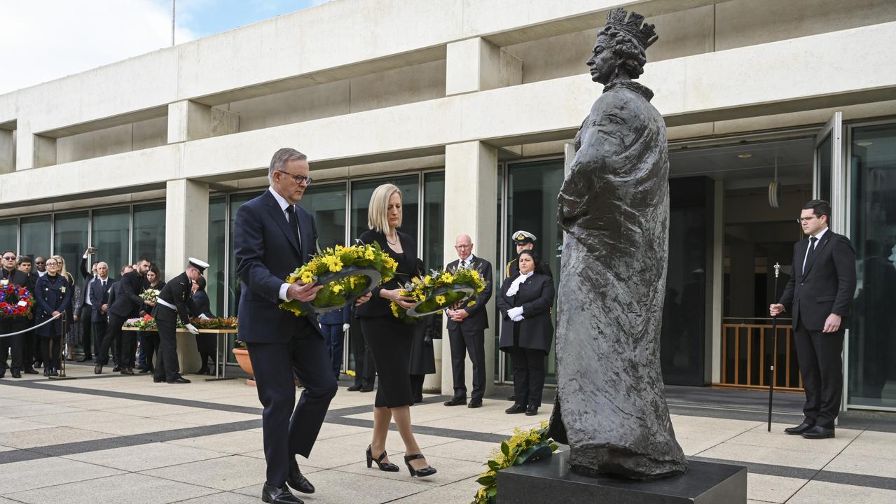 Prime Minister Anthony Albanese and Senator Katy Gallagher paid their respects to the Queen with a floral tribute. Picture: NCA NewsWire / Martin Ollman