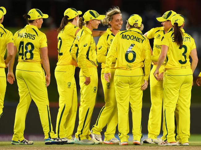 PAARL, SOUTH AFRICA - FEBRUARY 11: Ashleigh Gardner of Australia celebrates the wicket of Eden Carson of New Zealand for their fifth wicket during the ICC Women's T20 World Cup group A match between Australia and New Zealand at Boland Park on February 11, 2023 in Paarl, South Africa. (Photo by Mike Hewitt/Getty Images)