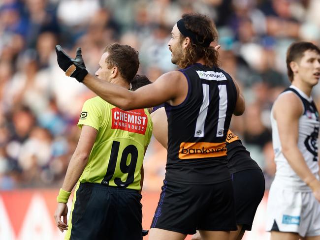 The Dockers lost their heads late against the Blues. Picture: Michael Willson/AFL Photos