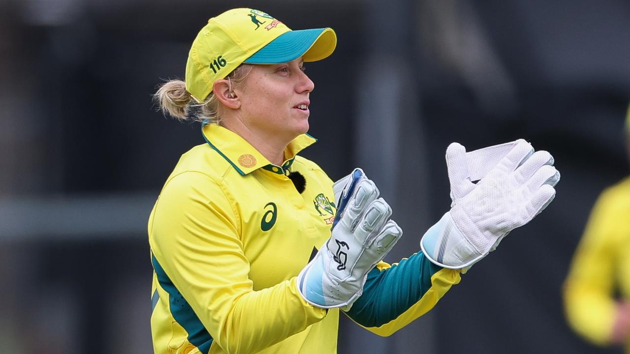 Alyssa Healy dispels ‘excuse’ myth as Aussie women embrace ‘re-evolution’ of dominant team