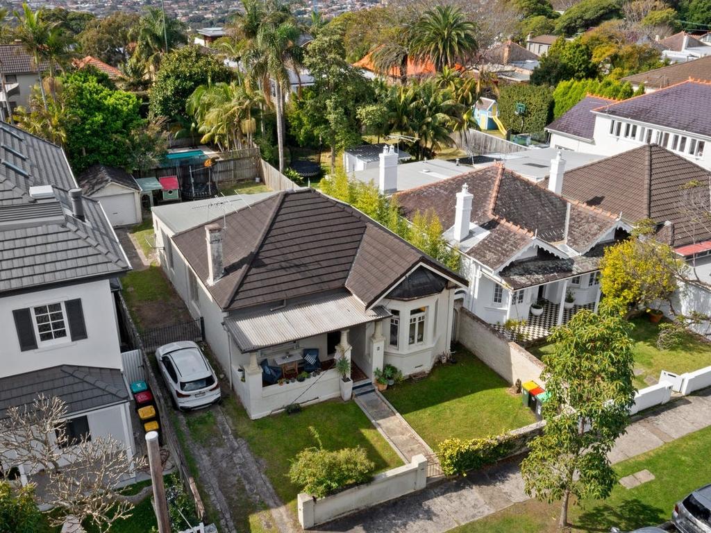 It was initially listed with a price guide of $3.5 million. Picture: Realestate.com.au