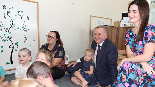 Opposition leader Anthony Albanese and Labor’s Dickson candidate Ali France at Goodstart Early Learning Albany Creek. Child with Mr Albanese is Ellie Kendall aged 3. Picture: Annette Dew