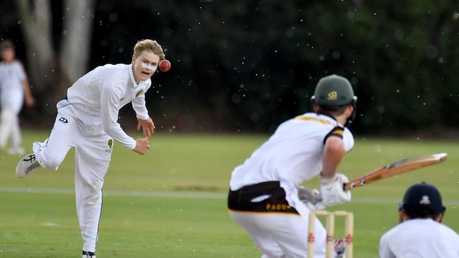 St Laurence's College bowler Callum Reidy Padua College v St Laurence's College Saturday February 12, 2022. Picture, John Gass