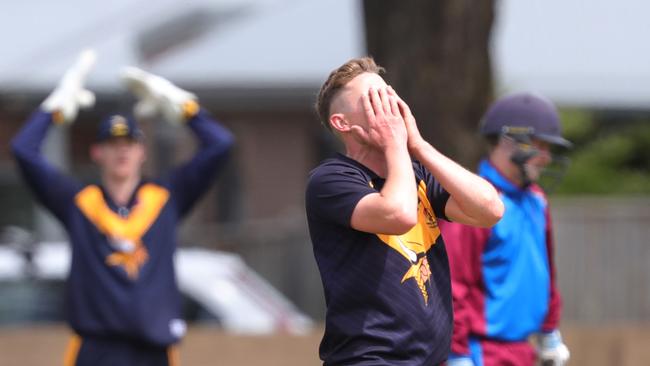 Alexander Thomson bowler Jake Dubbeldam almost claims the wicket of Billy Bernet Picture: Mark Wilson