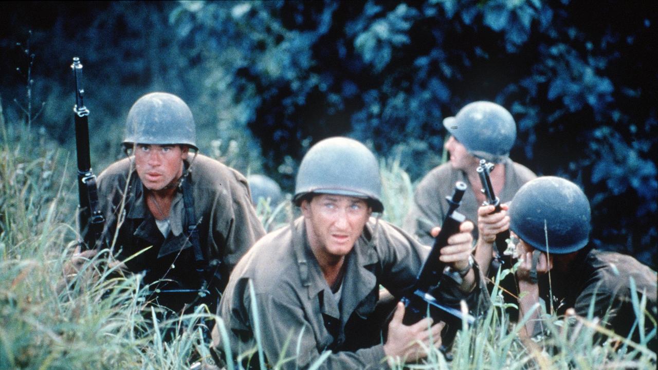 Actor Sean Penn (C) in 1999 film Thin Red Line. Picture: 20th Century Fox