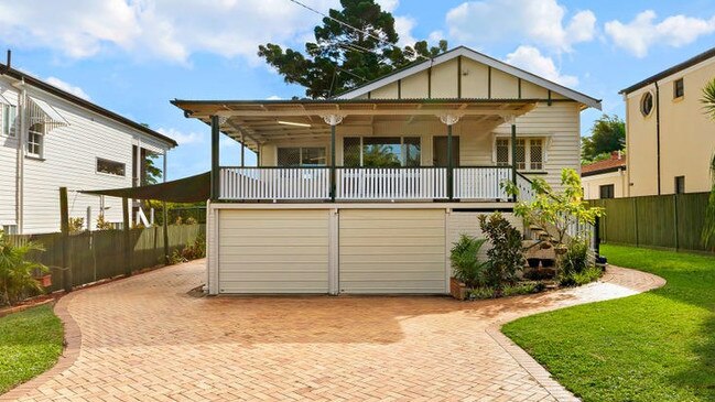 11 Noel St, Hendra goes to auction at 10.15am