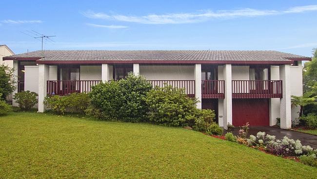 This unrenovated home at 6 Eric St, Wahroonga sold for $168,000 above reserve at $1.468 million.