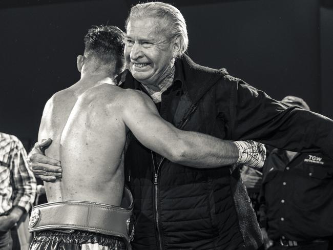 ‘Unreal feeling’: Pittsworth boxer defends Australasia title