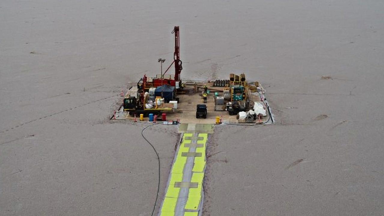 The exploration drill searching for deposits of iron oxide copper-gold mineralisation in the northern portion of Lake Torrens, as part of Lake Torrens Murdie Exploration Program.