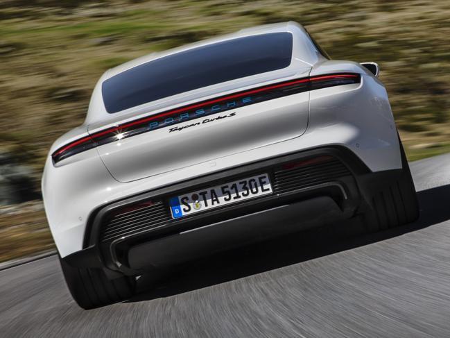 Photos of the 2019 Porsche Taycan (overseas model shown)