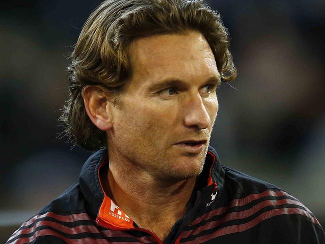AFL Round 22: Carlton v Essendon at the MCG. James Hird and Mark Thompson at quarter time. Pic: MICHAEL KLEIN. MELBOURNE, AUSTRALIA - August 24, 2013.