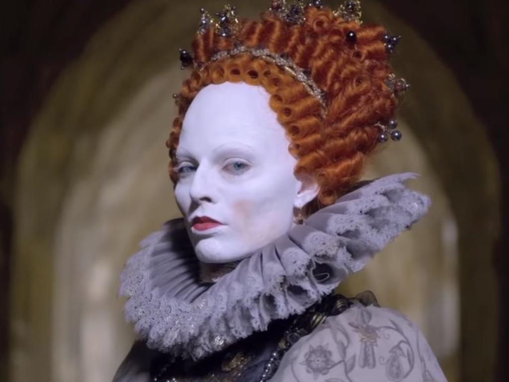 Margot Robbies Style Takes Edgy Turn This Week For Mary Queen Of Scots Promo Au