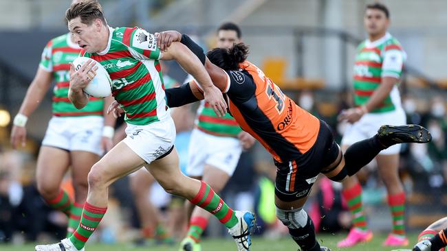 Cameron Murray and the Rabbitohs cut a swathe through the meek Tigers defence in their 38-22 win. Picture: Photo by Mark Kolbe/Getty Images