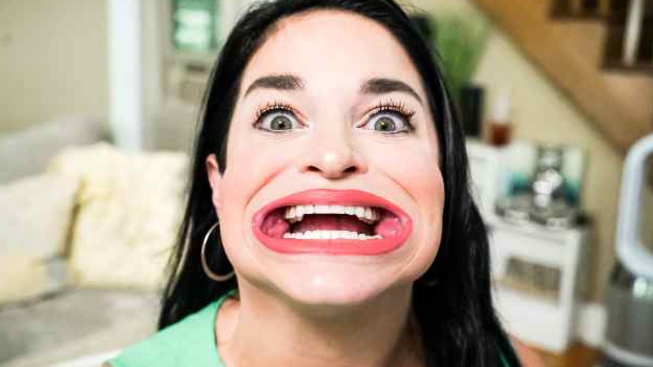 Samantha Ramsdell Wins Guinness Record For The Worlds Largest Mouth Gape Of A Female