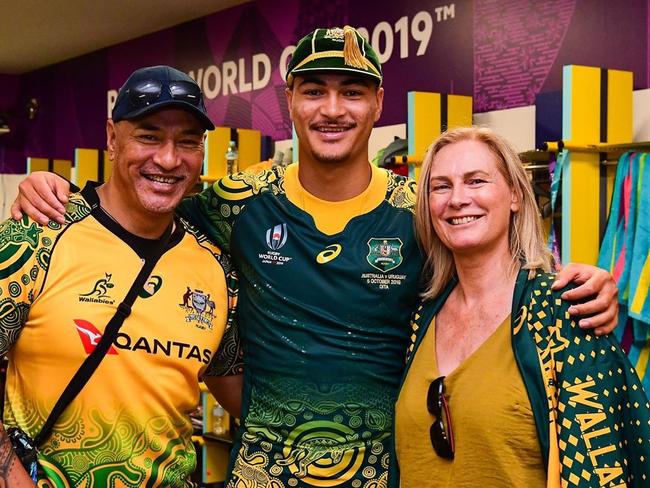 Wallaby Jordan Petaia with his parents. Picture: Instagram https://www.instagram.com/p/B3O6pcAFx7V/