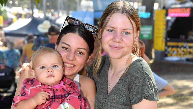 Jada McKinless, Evarni Rose McKinless and Shaelyn McKinless at the Gympie Muster. Picture: Patrick Woods.