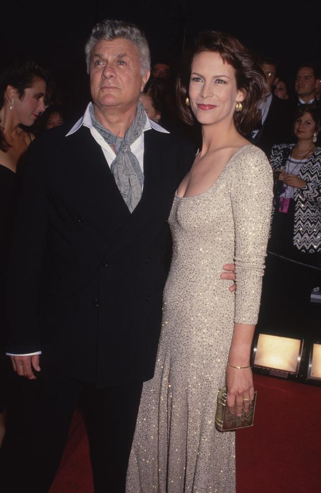 Jamie Lee with her father Tony in 1998. Picture: Getty Images
