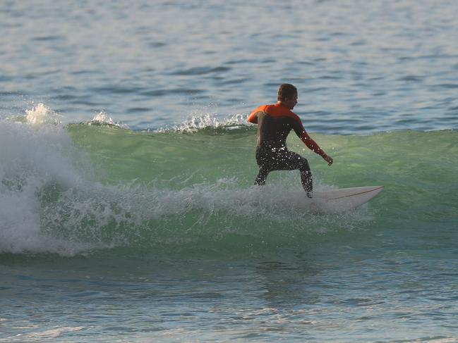 Maroubra to host elite surf event in wake of shark attack