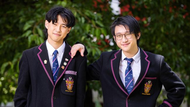 MELBOURNE, DECEMBER 12, 2022: Students at Haileybury that all achieved the highest possible ATAR of 99.95. Twins Kim (L) and Kerry Zhu. Picture: Mark Stewart