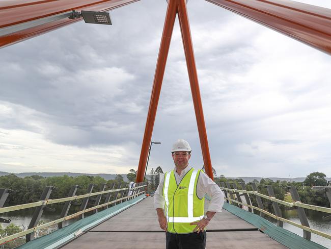 $49m Nepean River bridge on track for October opening | Daily Telegraph