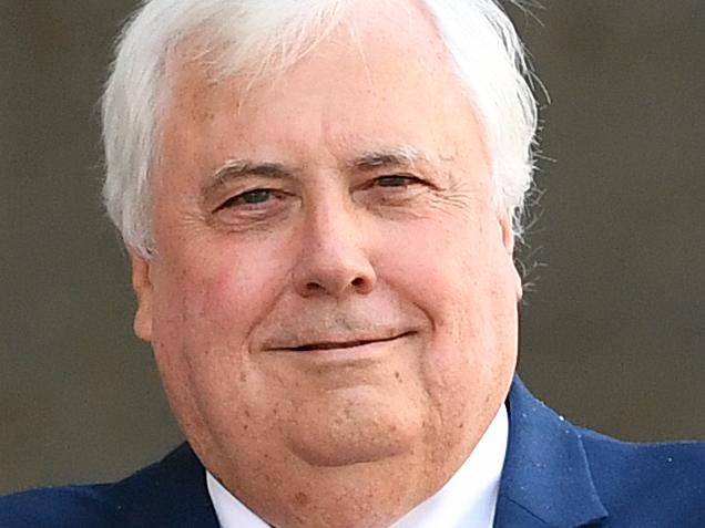 Businessman Clive Palmer gestures as he leaves the Supreme Court in Brisbane, Friday, October 26, 2018. Mr Palmer is trying to stop a second judge from hearing his legal battle with the liquidators of his collapsed Queensland Nickel business. (AAP Image/Dan Peled) NO ARCHIVING