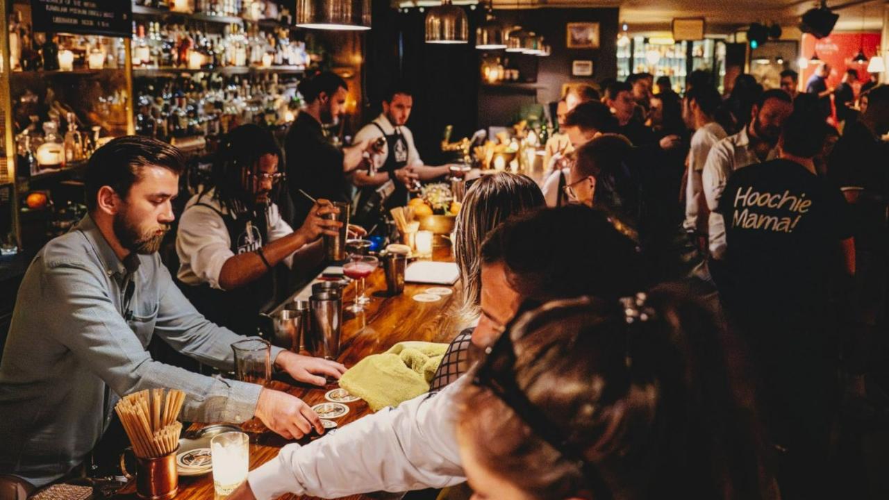 Aussie booze giant collapses owing over $13m