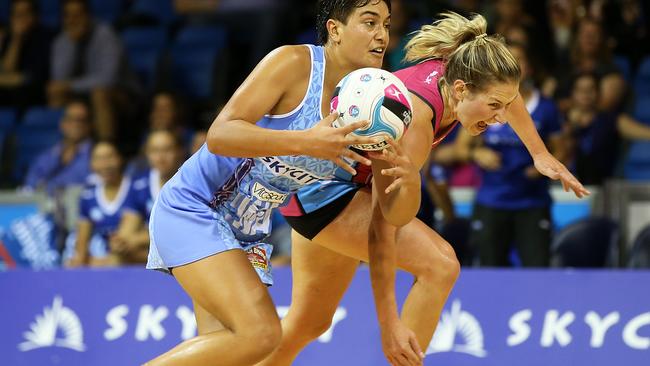 Mystic WA Fa'amu Ioane (L) with Steel player Stacey Peeters defending.