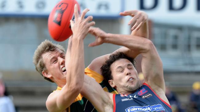 Eagle Nicholas Hayes tries to mark as Norwood's Callum Bartlett gets in front. Picture: Greg Higgs