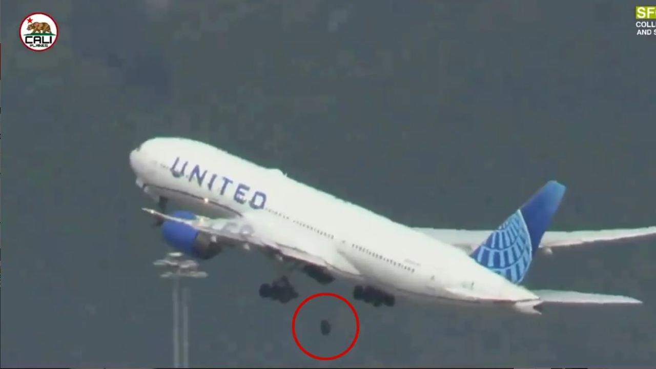 The wheel dropped from the Boeing aircraft.