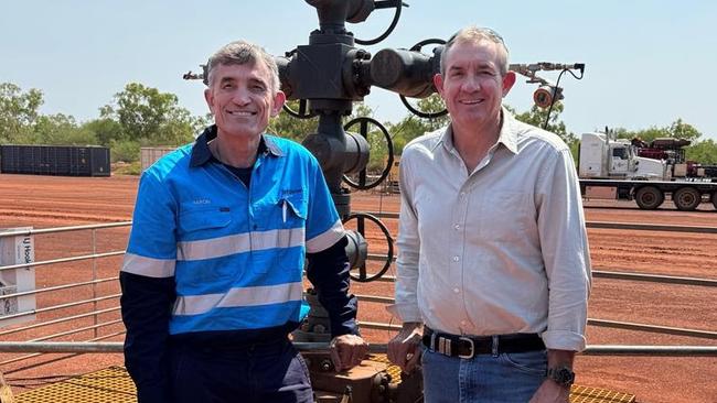 Mining and Energy Minister Gerard Maley recently visited the Beetaloo to inspect current operations by Tamboran Resources at its Shenandoah South site on Exploration Permit 98.