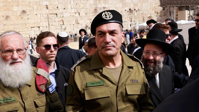 Israel's newly appointed armed forces chief, Lieutenant General Eyal Zamir (C). Picture: AFP