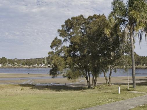 The foreshore of Evans River, Elm St. Picture: Google Maps