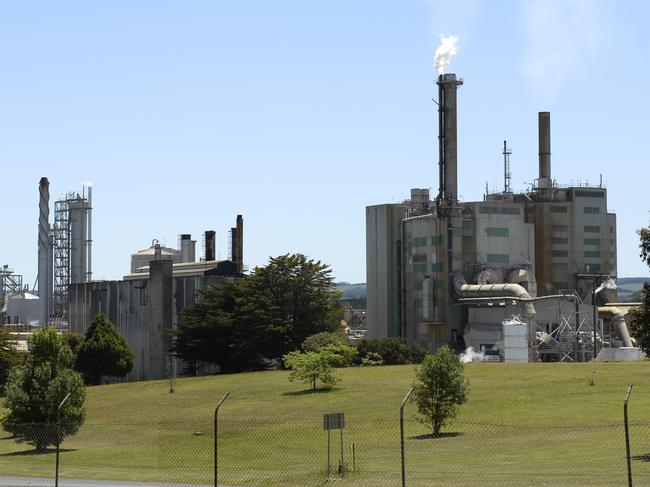 Billy Duncan. Australian Paper Mill at MaryvaleBilly Duncan from Taralgon  is a employee at APM for the past 16 years. there are questions about the viability and future of the mill.