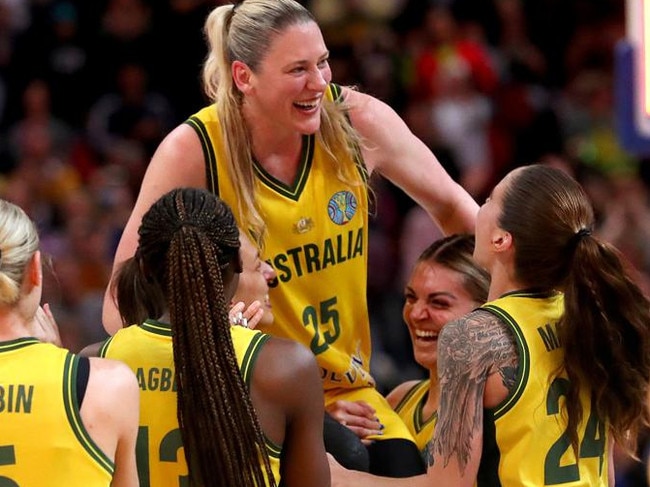 SYDNEY, AUSTRALIA - OCTOBER 01: Lauren Jackson of Australia celebrates with team mates after playing her final Opals game during the 2022 FIBA Women's Basketball World Cup 3rd place match between Canada and Australia at Sydney Superdome, on October 01, 2022, in Sydney, Australia. (Photo by Kelly Defina/Getty Images)