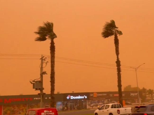 The dust storm triggered thousands of power outages in South Australia. Picture: Supplied