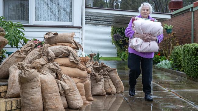 Naida Belot evacuates her granny flat in Rocherster and heads for Echuca. Picture: Jason Edwards