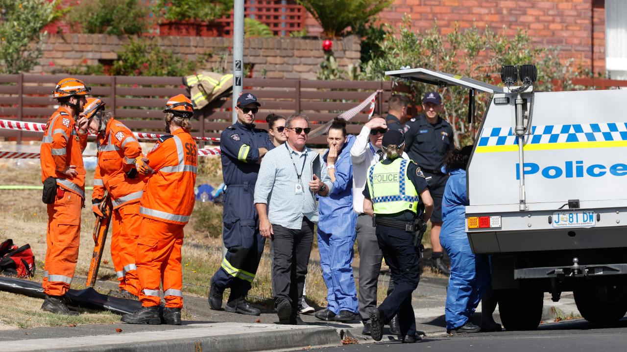 Sanders Street Glenorchy House Fire Tasmania Police Call For Witnesses As They Continue To 3863