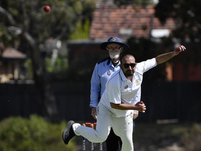 Masab Shabir bowls to Finn Neilson. Picture: Andrew Batsch