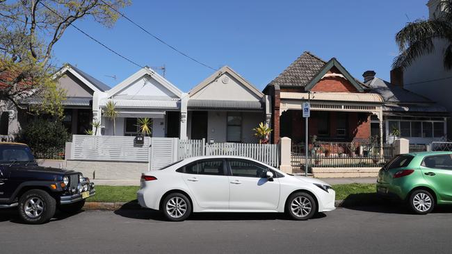 The median age of the Aussie first homebuyer has risen dramatically since 2000. Picture: NCA NewsWire/Christian Gilles