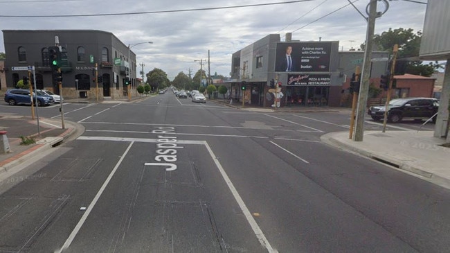 The intersection of McKinnon and Jasper Rd where Poppi Elder rear-ended another vehicle before driving away.