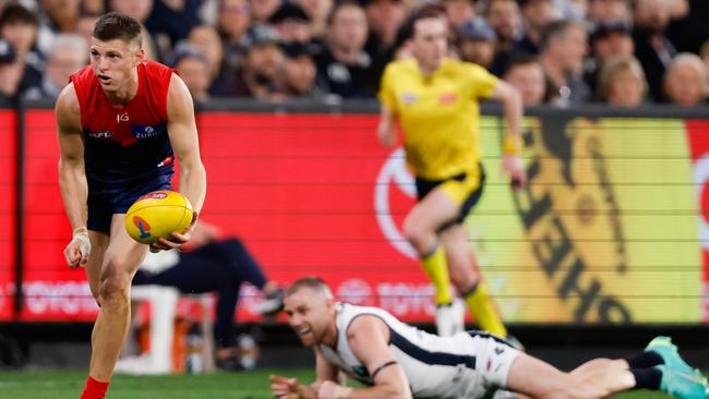 Judd McVee won this contest against Sam Docherty. Picture: Dylan Burns/AFL Photos via Getty Images