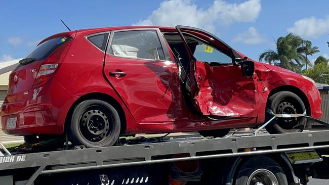 Person trapped, three hospitalised after West Mackay crash