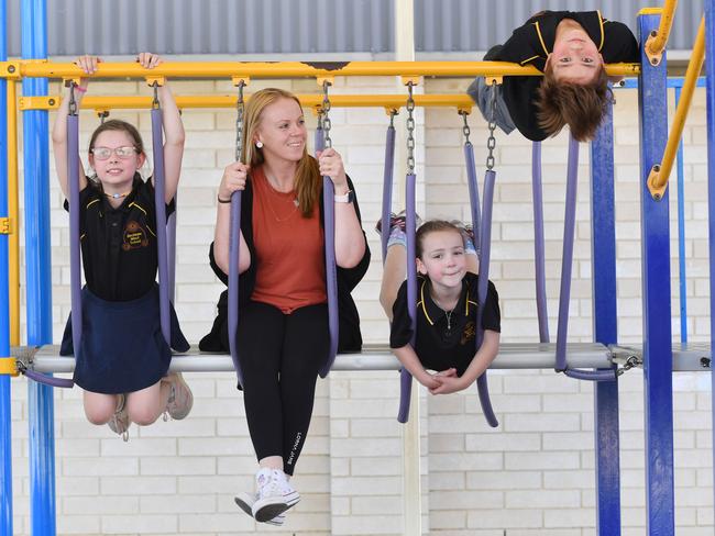 Hackham West School Year 3 students and principal Shannon Little have enjoyed a strong rise. Picture: Keryn Stevens