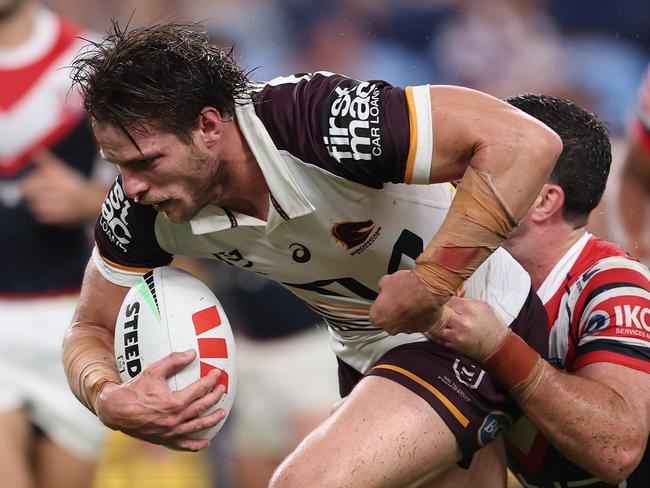 SYDNEY, AUSTRALIA - MARCH 06: Jack Gosiewski of the Broncos makes a break to score a a try during the round one NRL match between Sydney Roosters and Brisbane Broncos at Allianz Stadium, on March 06, 2025, in Sydney, Australia. (Photo by Matt King/Getty Images)