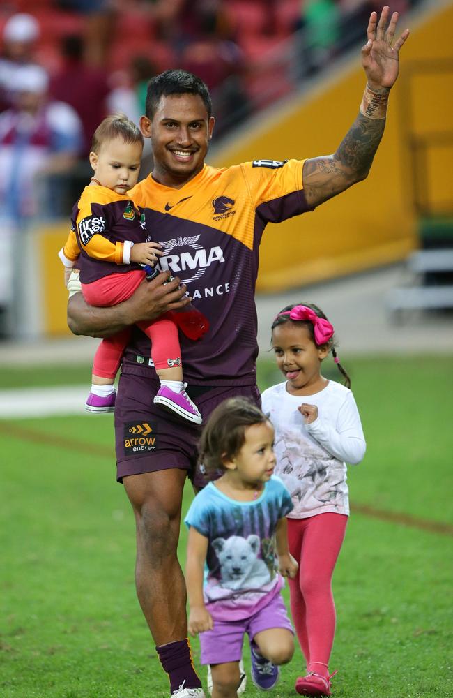 Ben Barba s fathers says the fullback is finally happy again