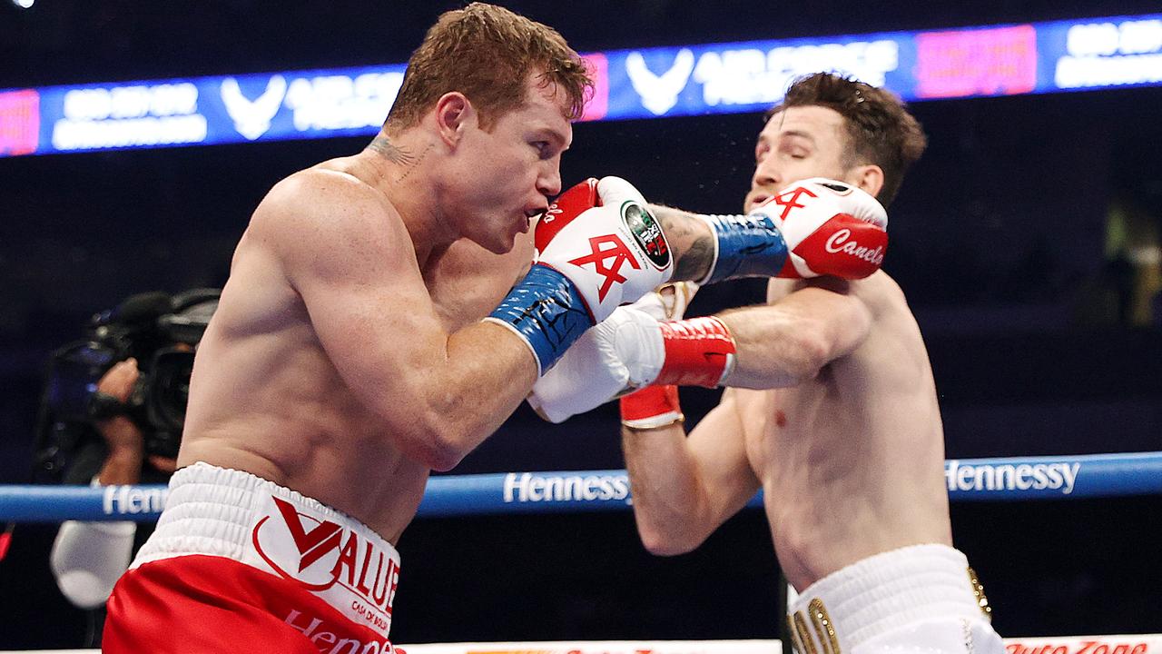 Saul 'Canelo' Alvarez defeats Callum Smith to win super-middleweight titles  - AS USA