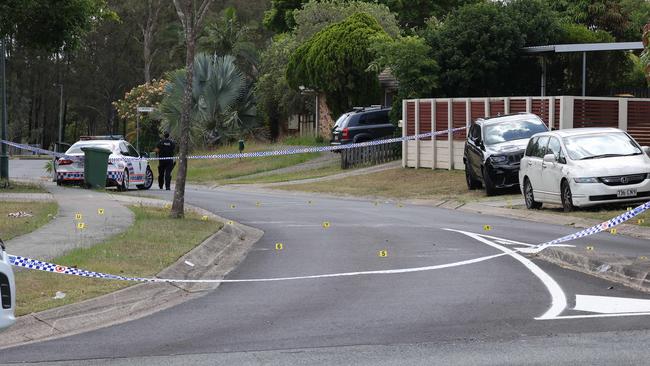 Police investigate a stabbing at Packett Crescent, Loganlea on December 27,2022. Picture: Liam Kidston