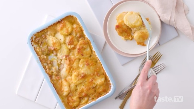 Potato, leek and bacon bake recipe